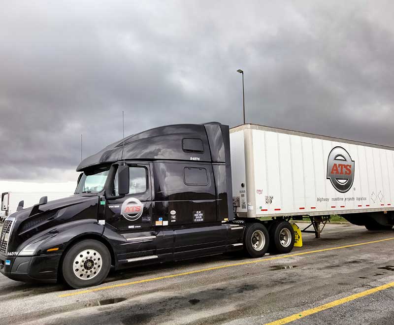 53-foot-dry-van-truck-trailer-parked