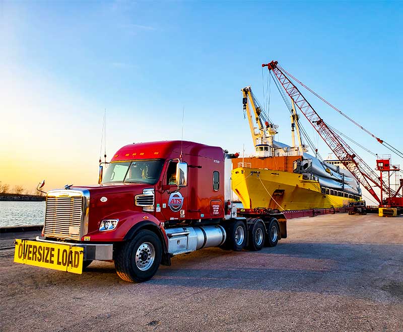 Vessel-at-port-unloading-wind-turbine-blades